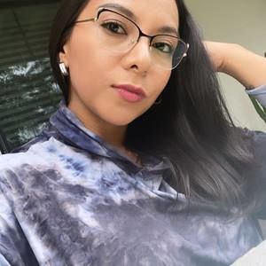 Meet your Posher, Kira